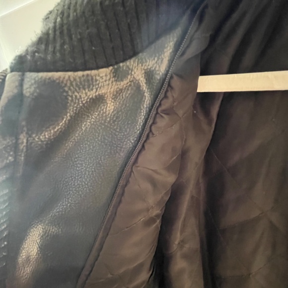 Guess leather coat - Picture 9 of 9